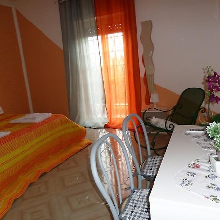 B&B Villino Lory Маріно Екстер'єр фото