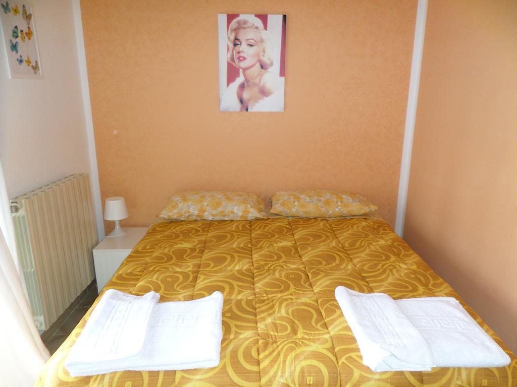 B&B Villino Lory Маріно Номер фото