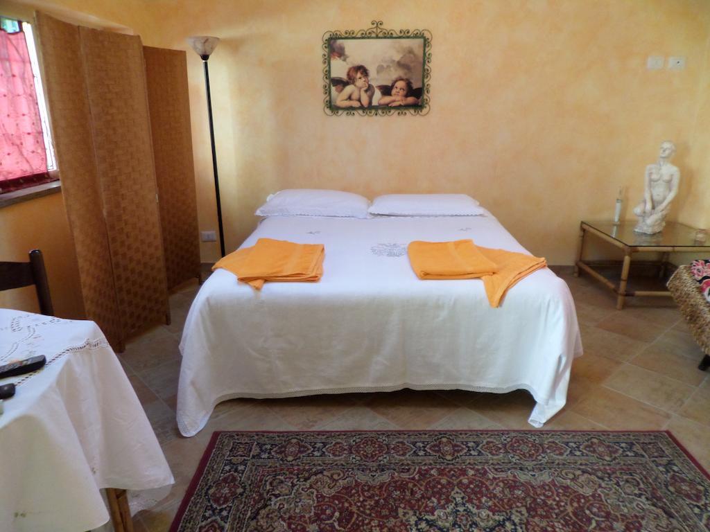 B&B Villino Lory Маріно Номер фото